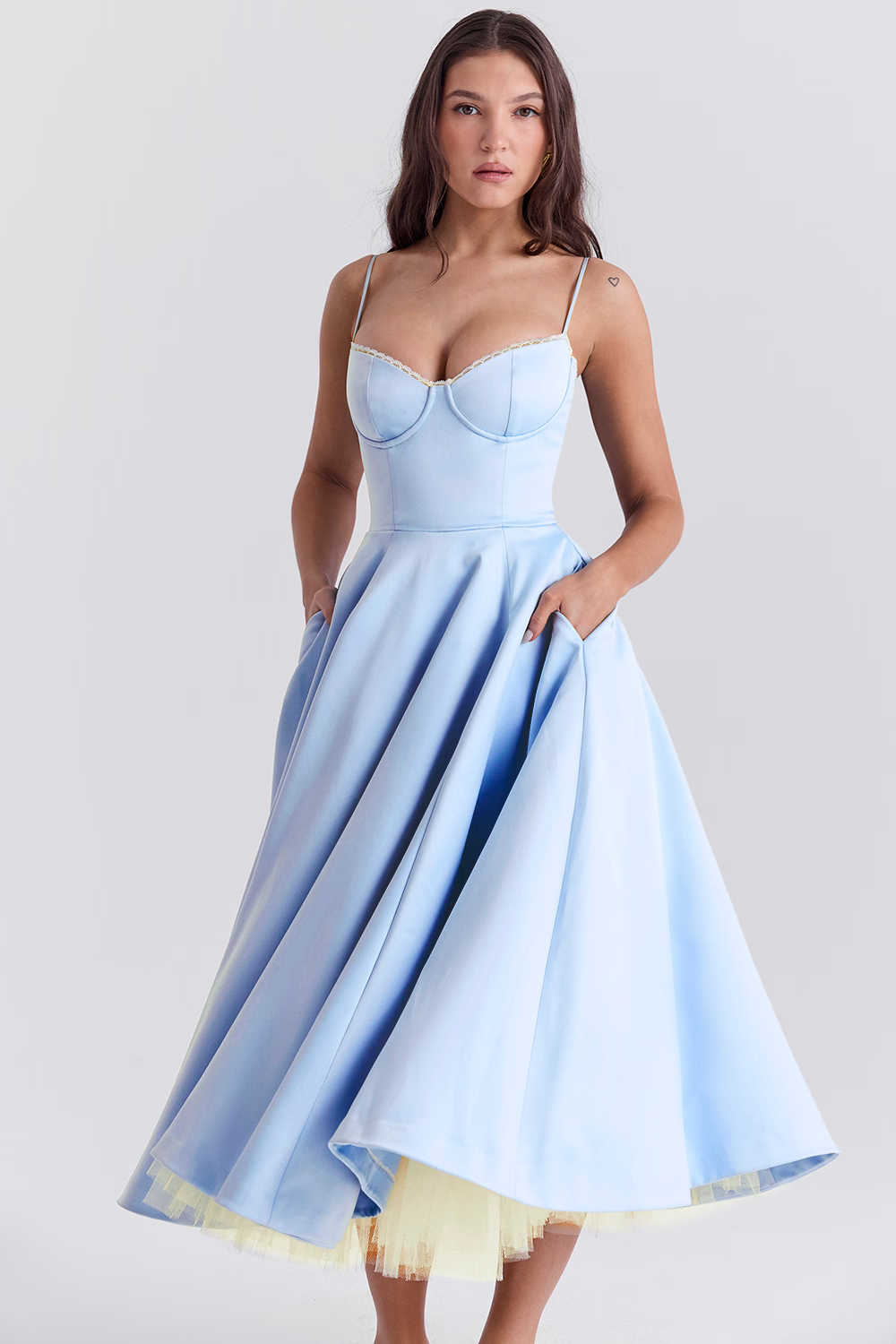 Vestido Midi con Efecto Ceñido para Mujer