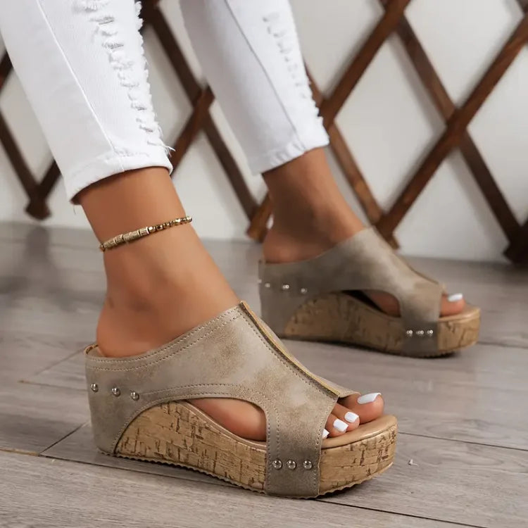 Sandalias de Plataforma con Remaches para Mujer