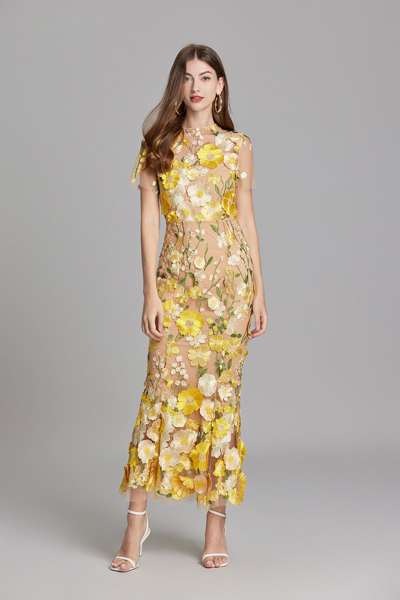 Vestido Largo Ajustado con Bordado Floral para Mujer | Ideal para Salir