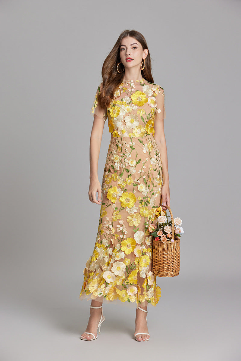 Vestido Largo Ajustado con Bordado Floral para Mujer | Ideal para Salir