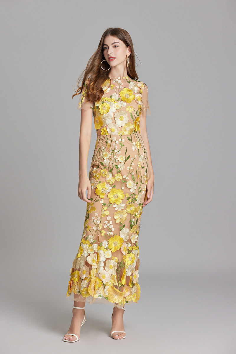 Vestido Largo Ajustado con Bordado Floral para Mujer | Ideal para Salir