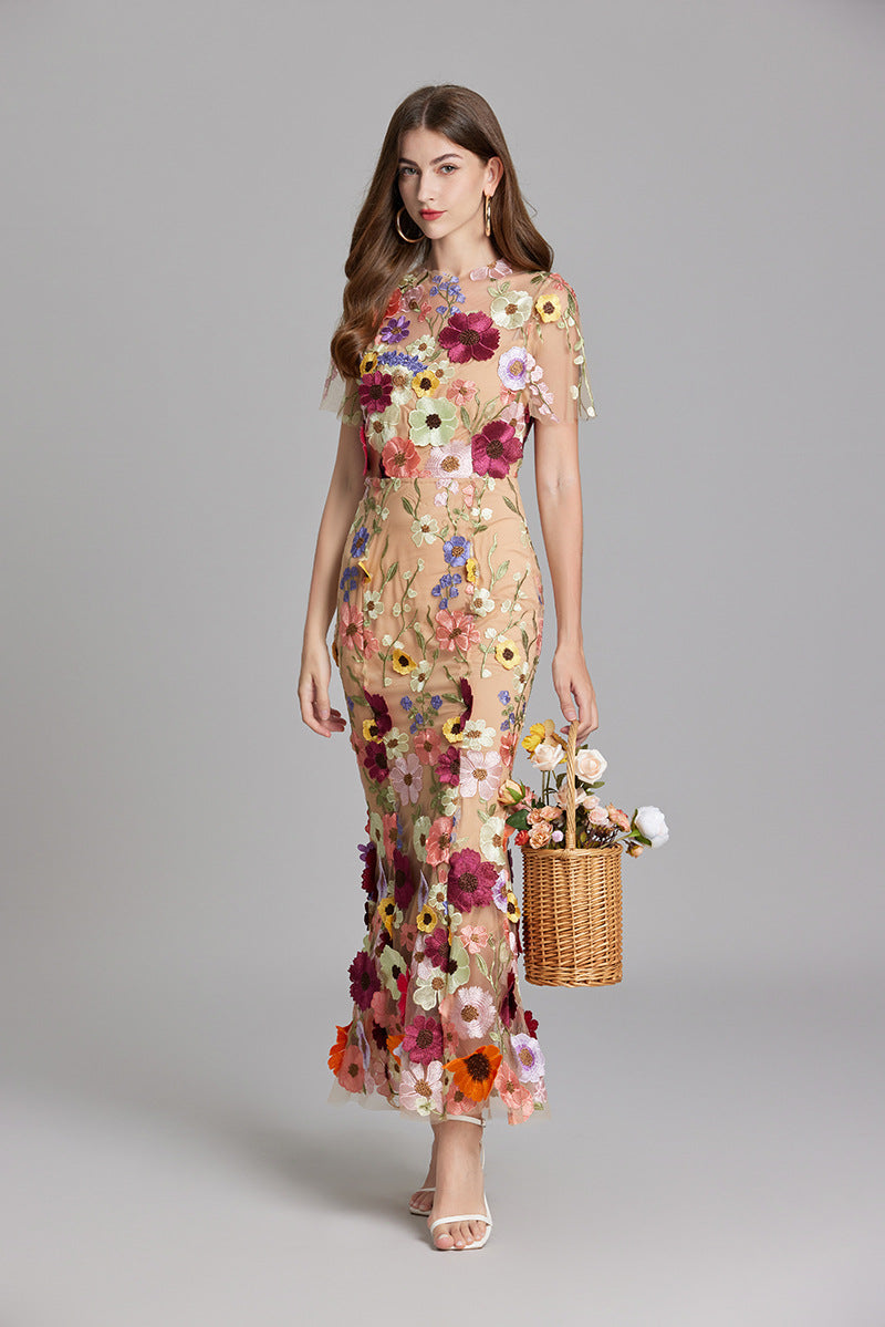 Vestido Largo Ajustado con Bordado Floral para Mujer | Ideal para Salir
