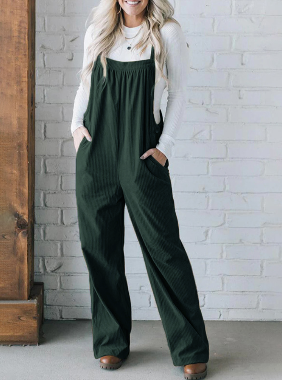 Mono de Pana con Tirantes Ajustables para Mujer