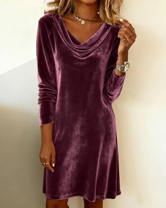 Vestido Midi Ajustado de Terciopelo de Manga Larga con Cuello Drapado para Mujer