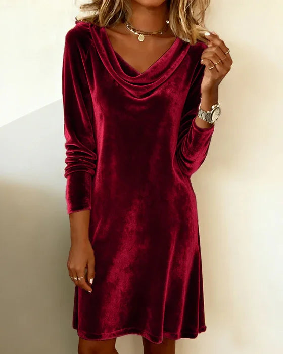 Vestido Midi Ajustado de Terciopelo de Manga Larga con Cuello Drapado para Mujer