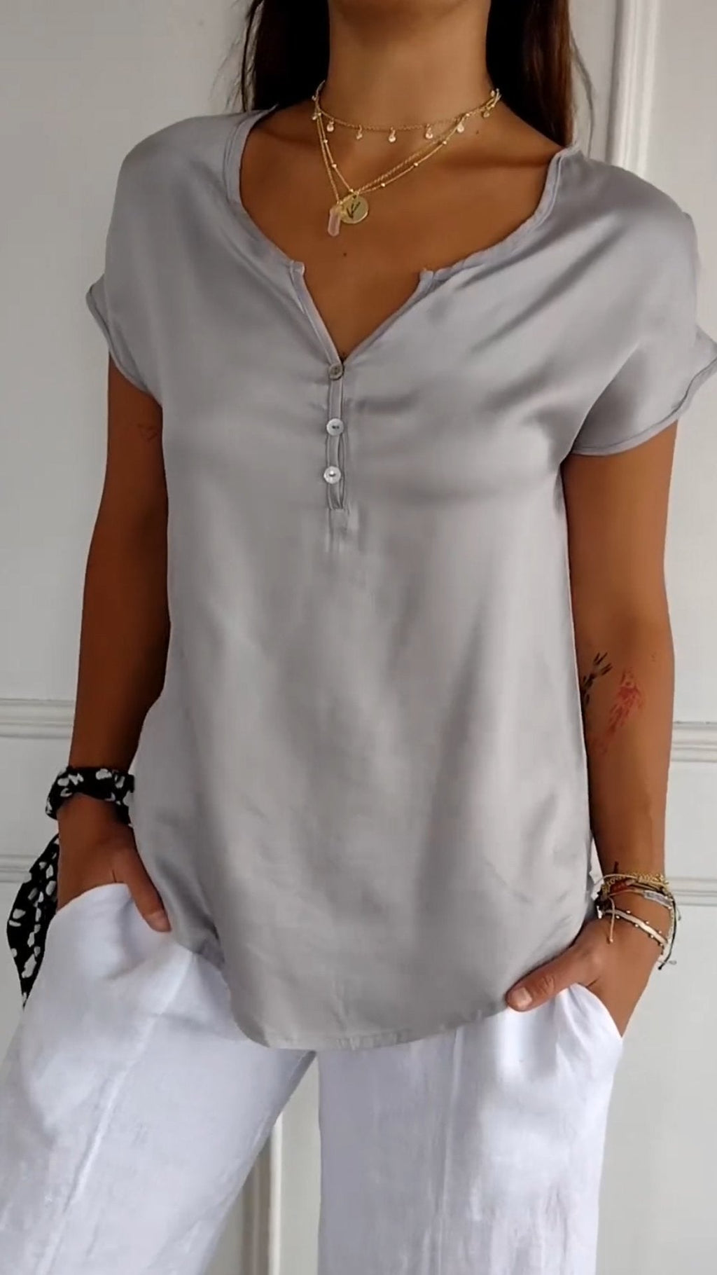 Blusa V-Neck Ligera para Mujer
